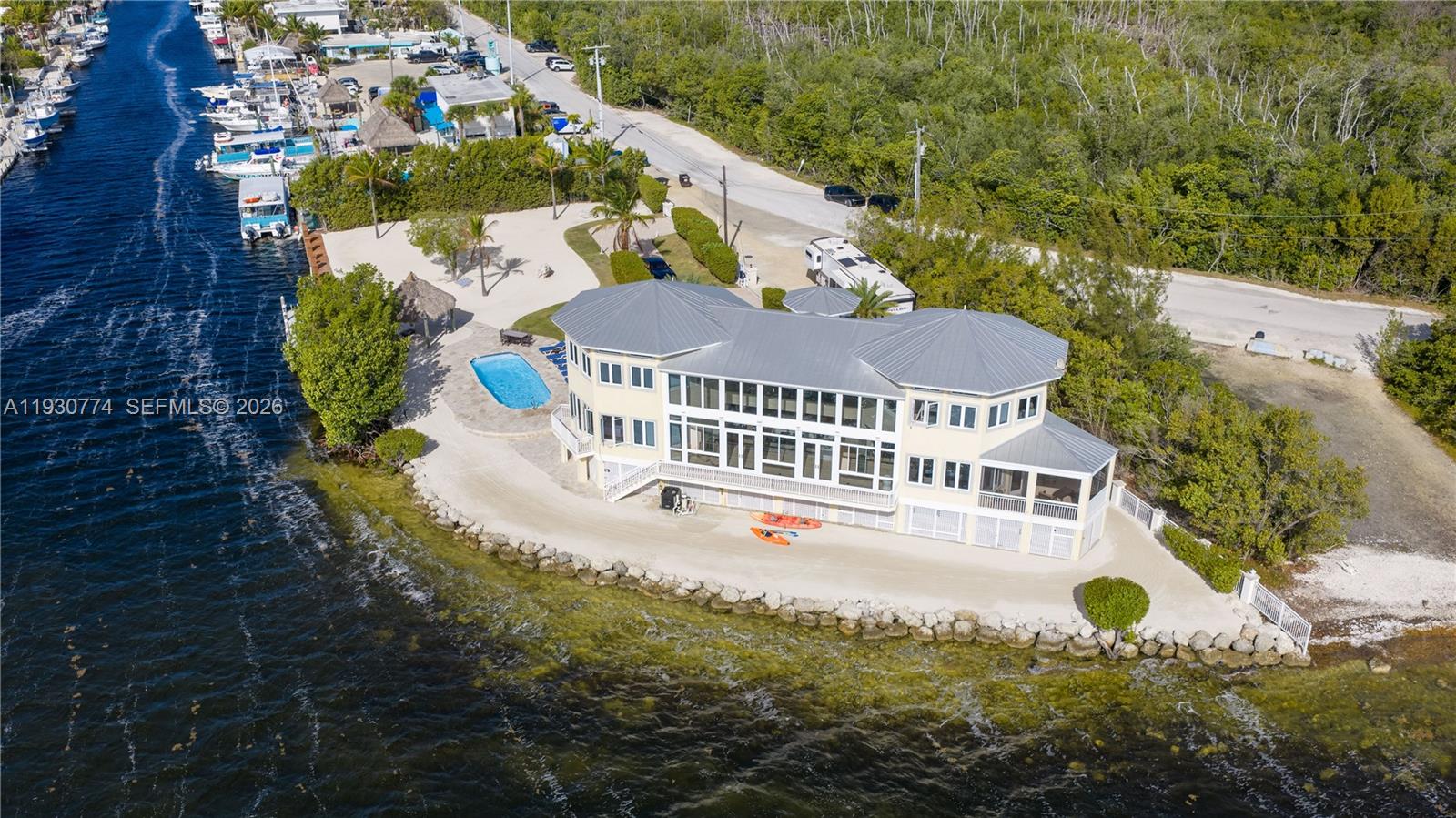 OCEAN ISLE ESTATE - Residential