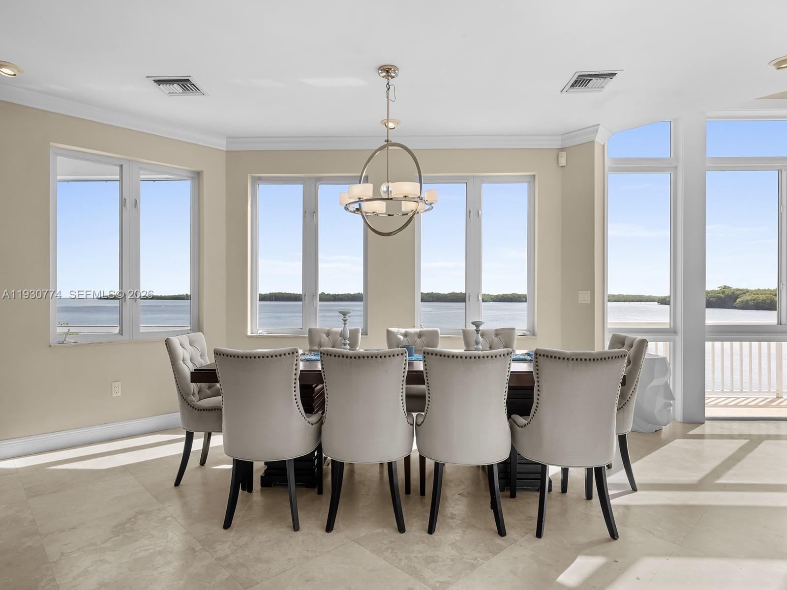 OCEAN ISLE ESTATE - Residential