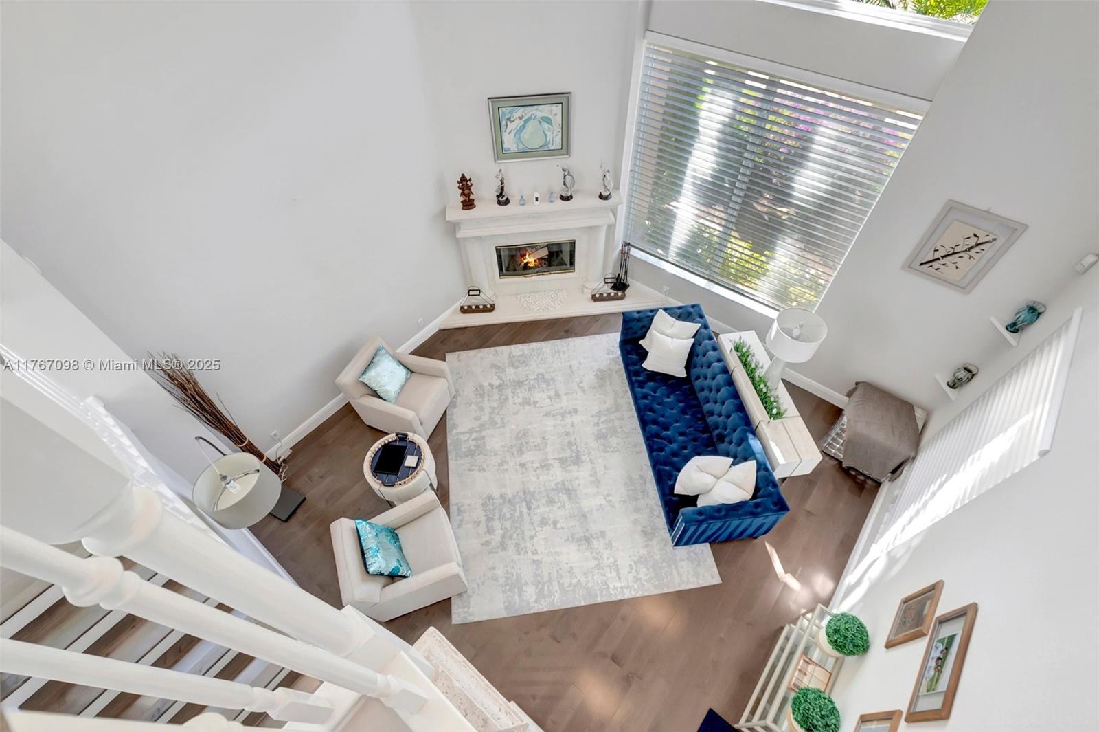 ROYAL PALM FOREST - Residential