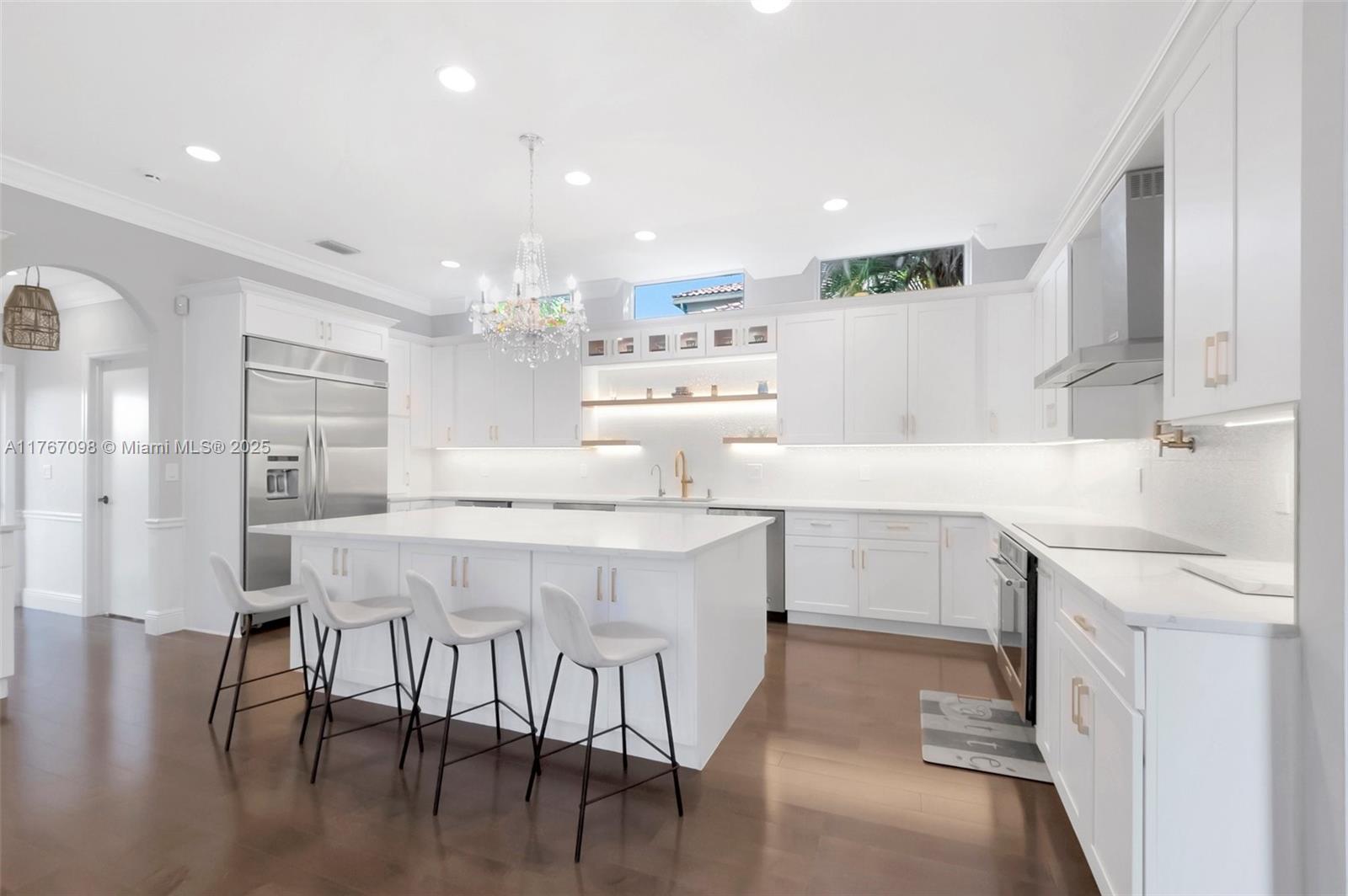 ROYAL PALM FOREST - Residential
