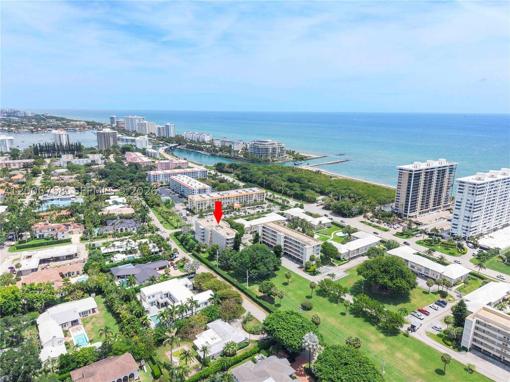 Photo of 950 De Soto Rd #3C, Boca Raton, FL 33432 (MLS # A12006758)