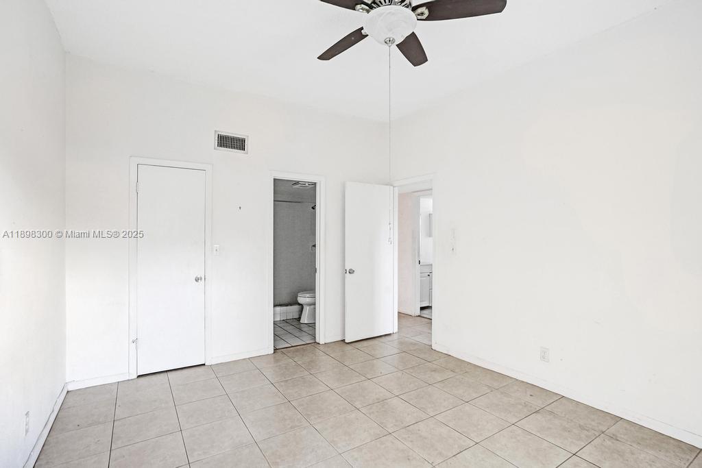 APPLE CREEK - Residential Lease