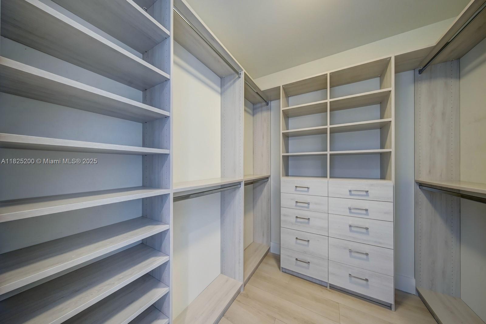 OCEANA BAL HARBOUR CONDO - Residential Lease