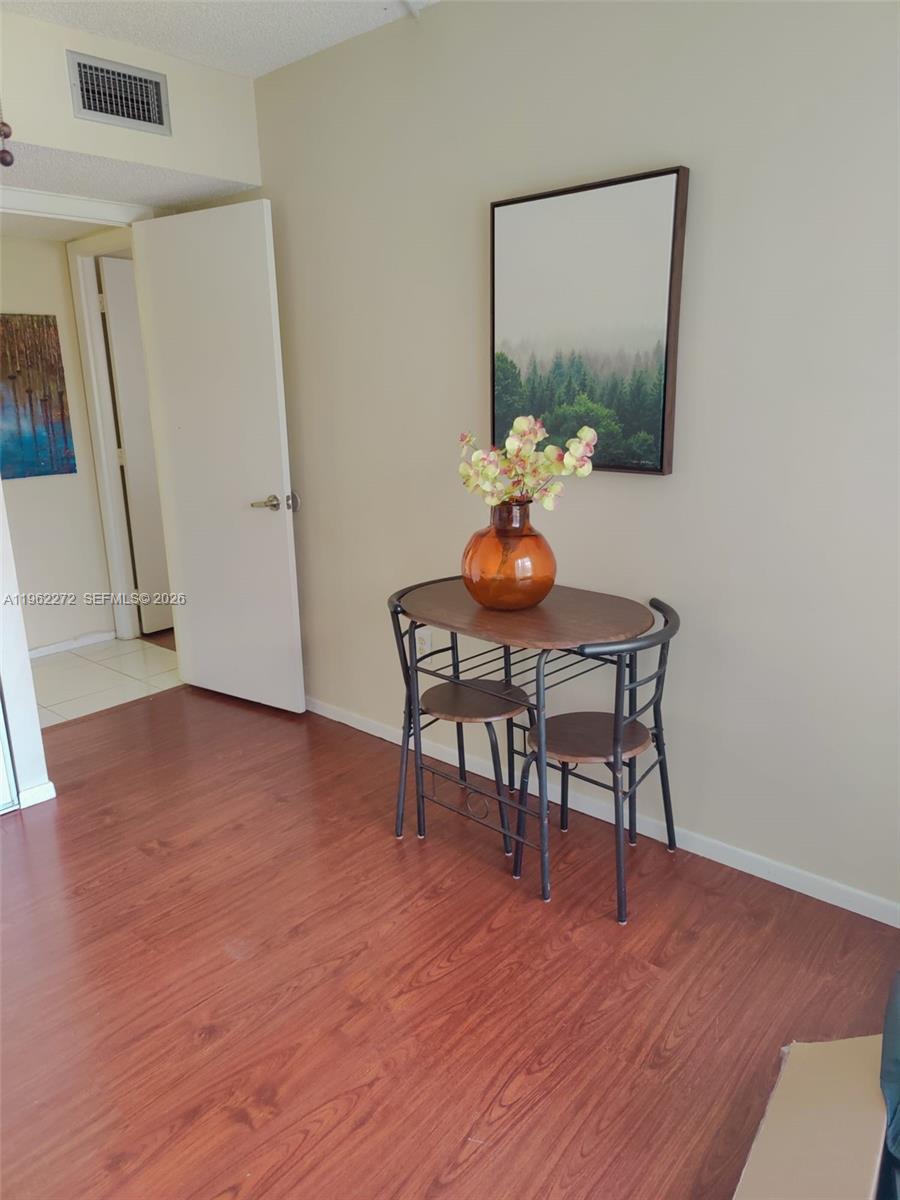 MANORS OF INVERRARY I-9 - Residential