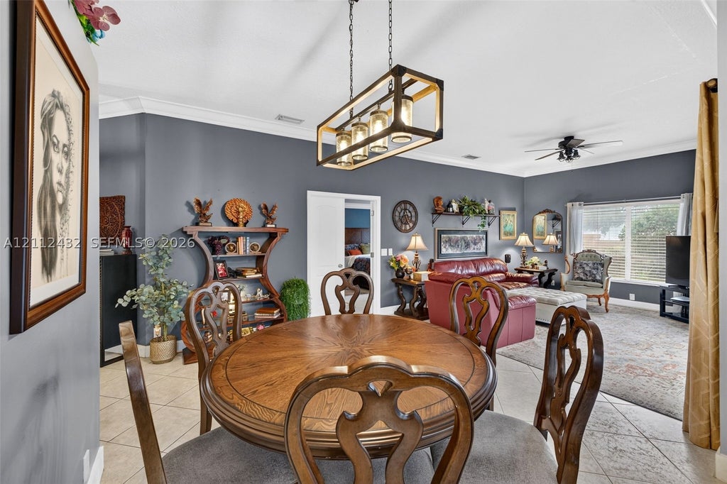 Photo of 10545 NW 11th Ct, Plantation, FL 33322 (MLS # A12112432)