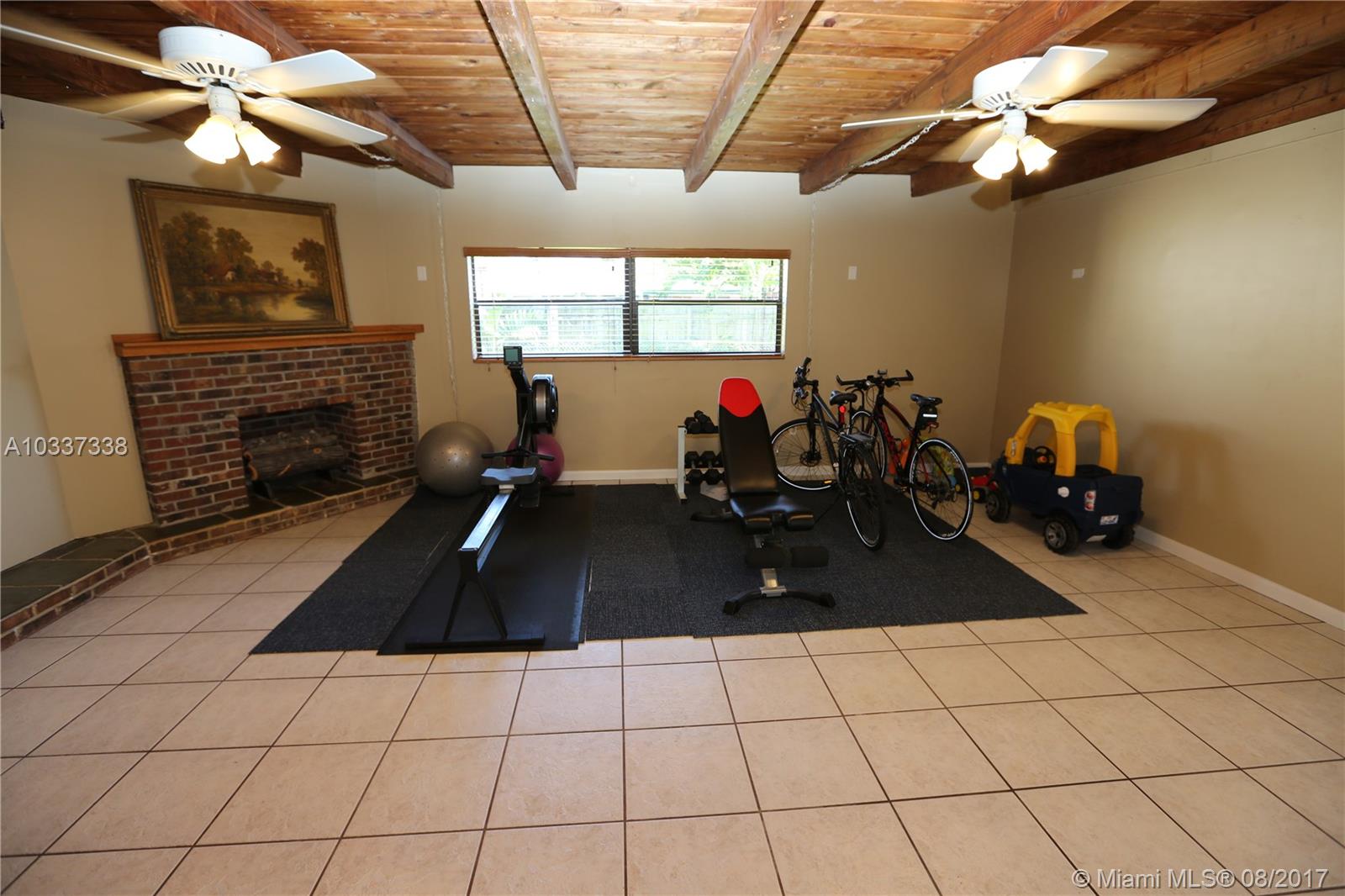 SOUTHERN ESTS 3RD ADDN - Residential