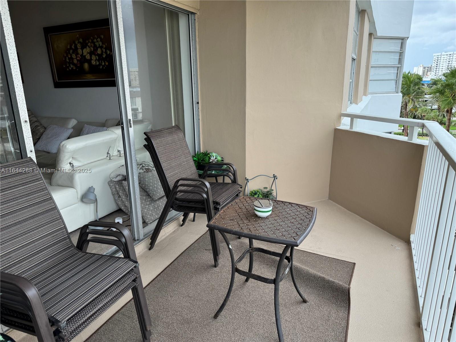 HEMISPHERES CONDO - Residential Lease