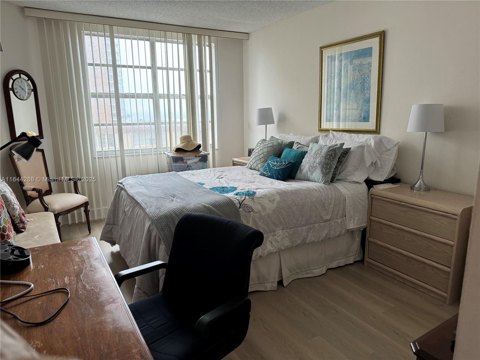 HEMISPHERES CONDO - Residential Lease