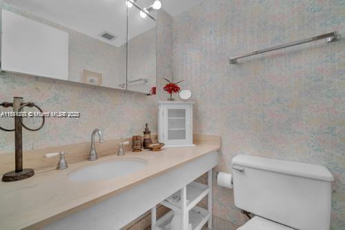 HEMISPHERES CONDO - Residential Lease