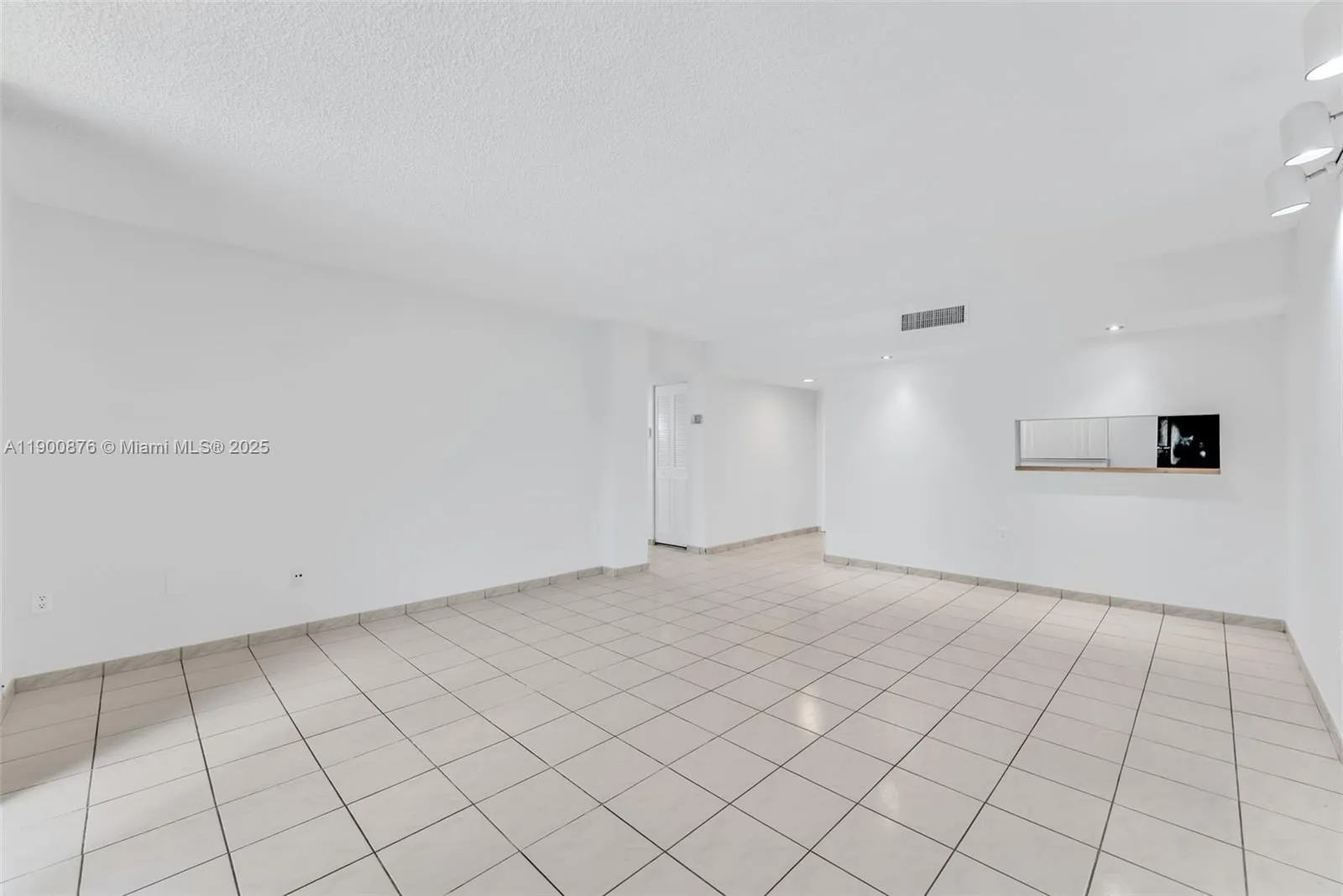 Miami, Florida 33183, United States, 2 Bedrooms Bedrooms, ,2 BathroomsBathrooms,Residential,Active,231891