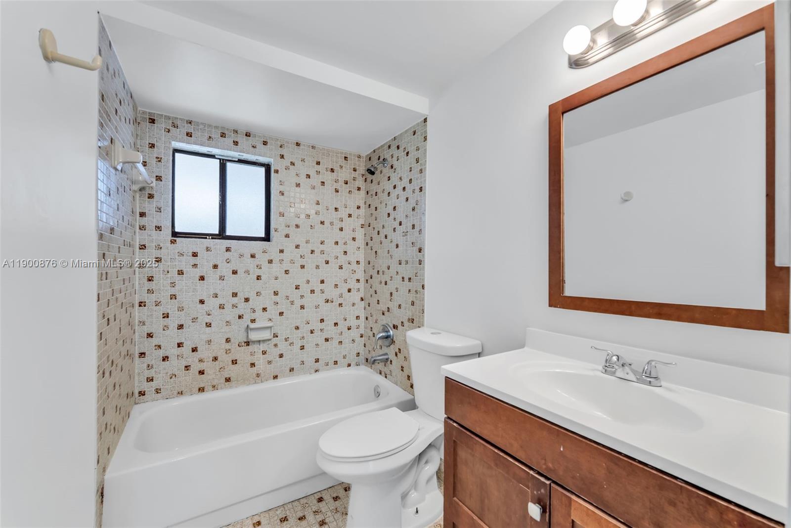 8420 SW 133rd Ave Rd 221, Miami, FL, 33183/$235,000 1 8420 SW 133rd Ave Rd 221