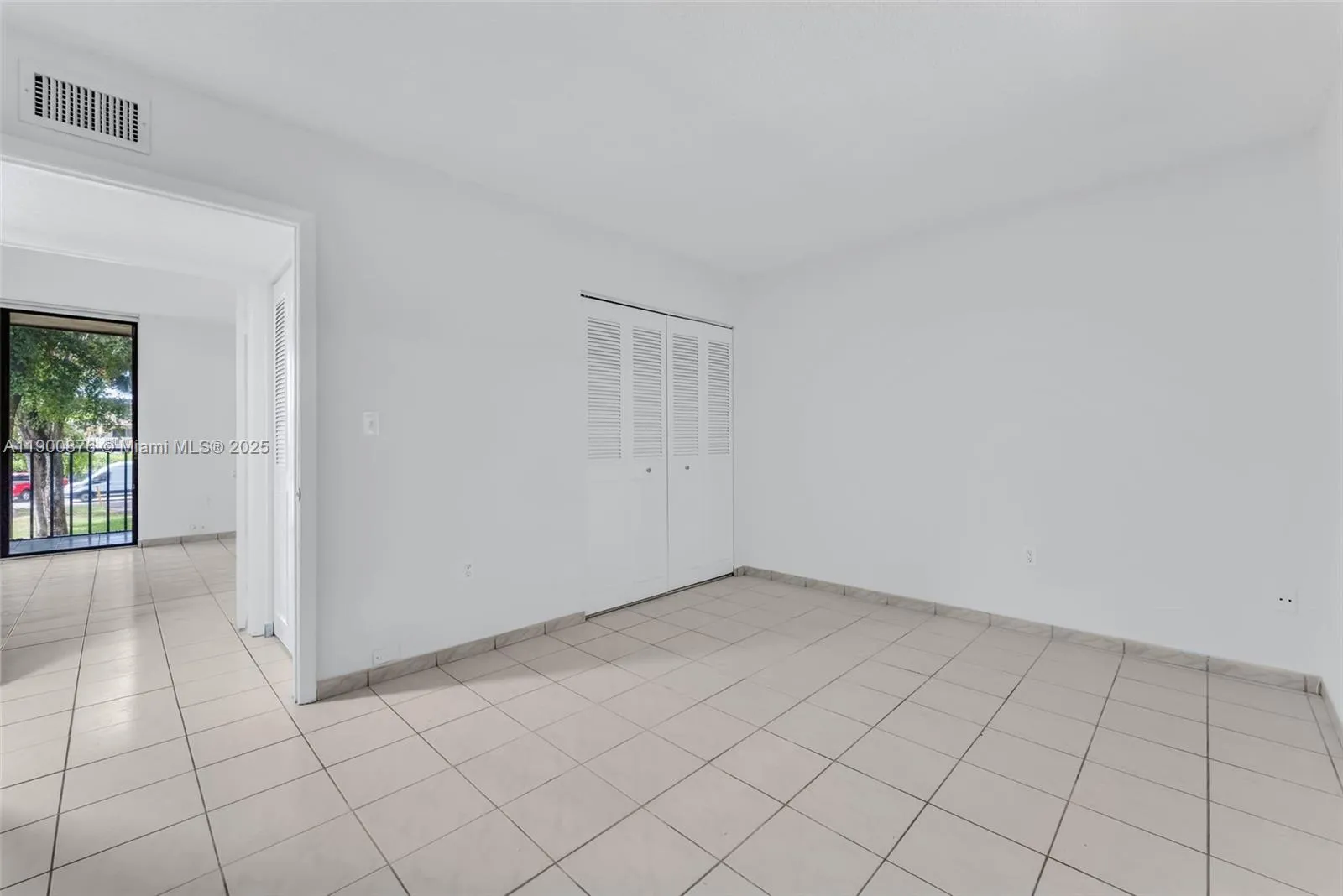 Miami, Florida 33183, United States, 2 Bedrooms Bedrooms, ,2 BathroomsBathrooms,Residential,Active,231891