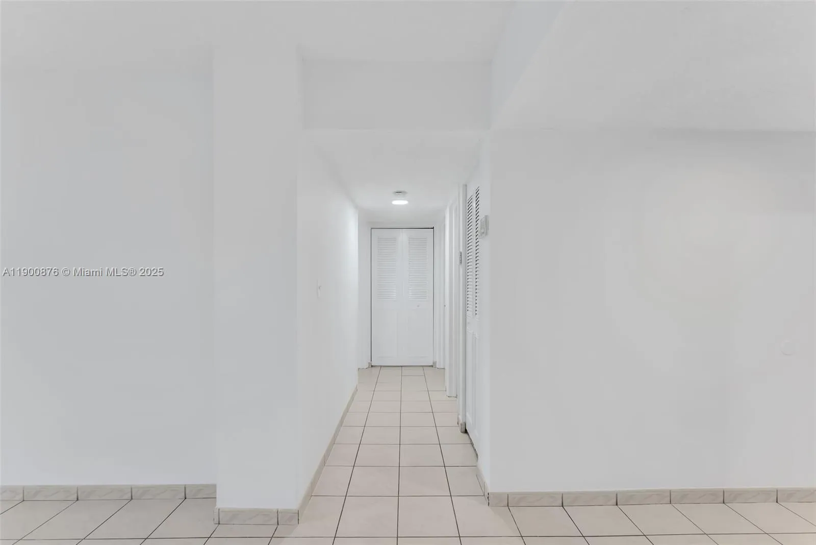 Miami, Florida 33183, United States, 2 Bedrooms Bedrooms, ,2 BathroomsBathrooms,Residential,Active,231891