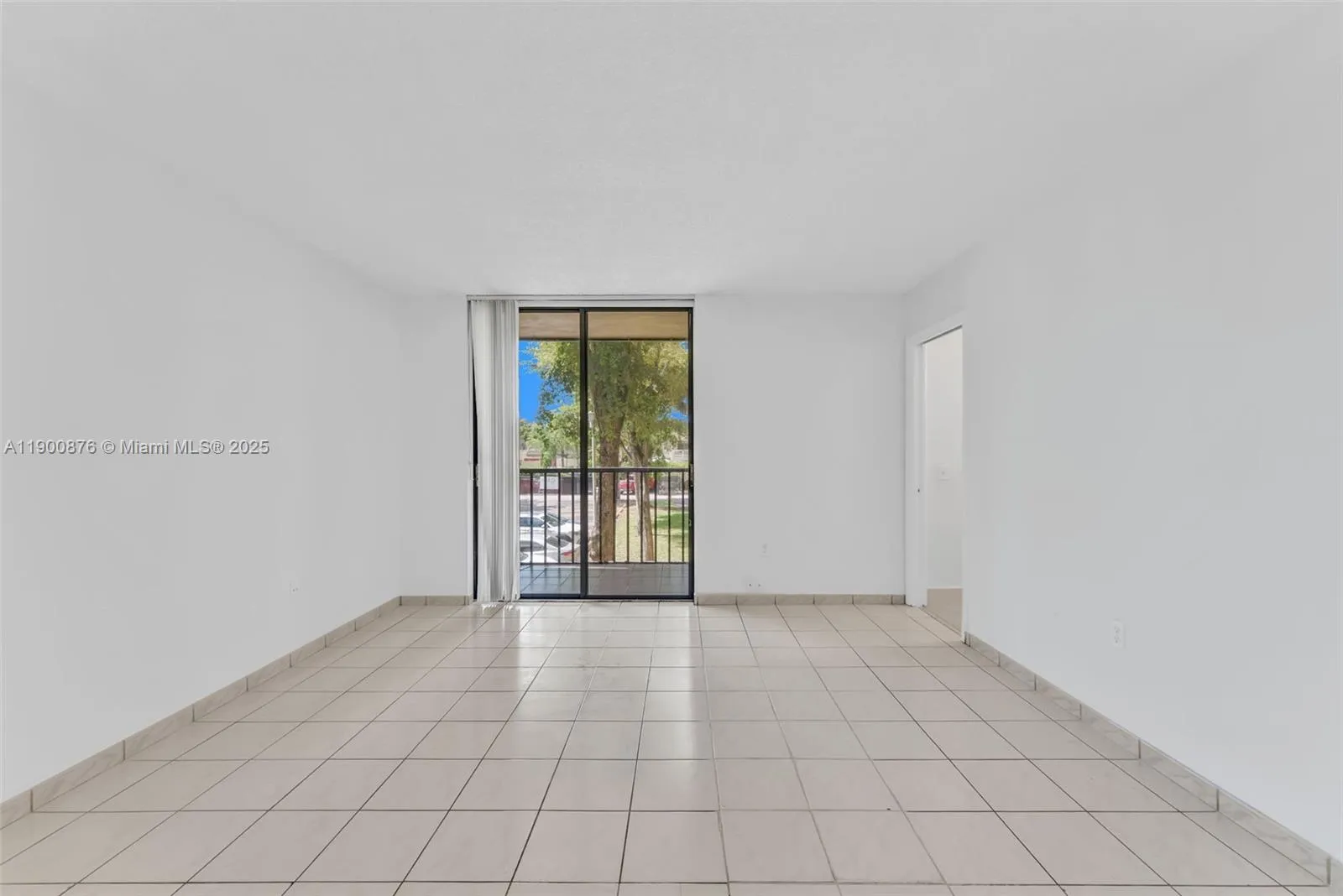 Miami, Florida 33183, United States, 2 Bedrooms Bedrooms, ,2 BathroomsBathrooms,Residential,Active,231891