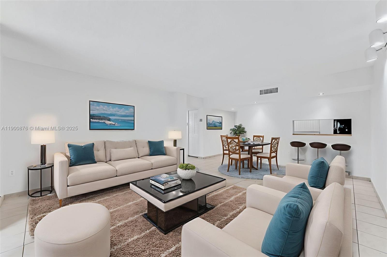 HORIZONS WEST CONDO #2 - Residential