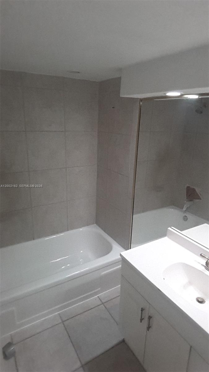 COMMODORE PLAZA CONDO - Residential Lease