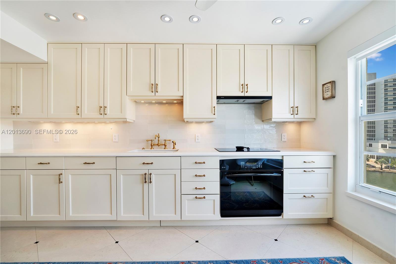 OCEAN LAKEVIEW CONDO - Residential