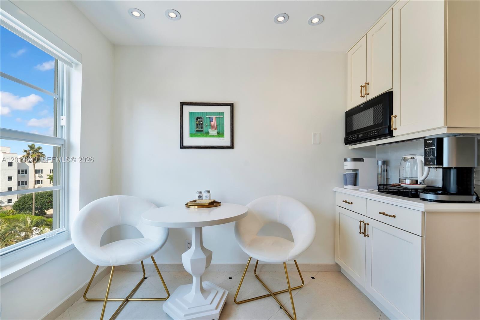 OCEAN LAKEVIEW CONDO - Residential