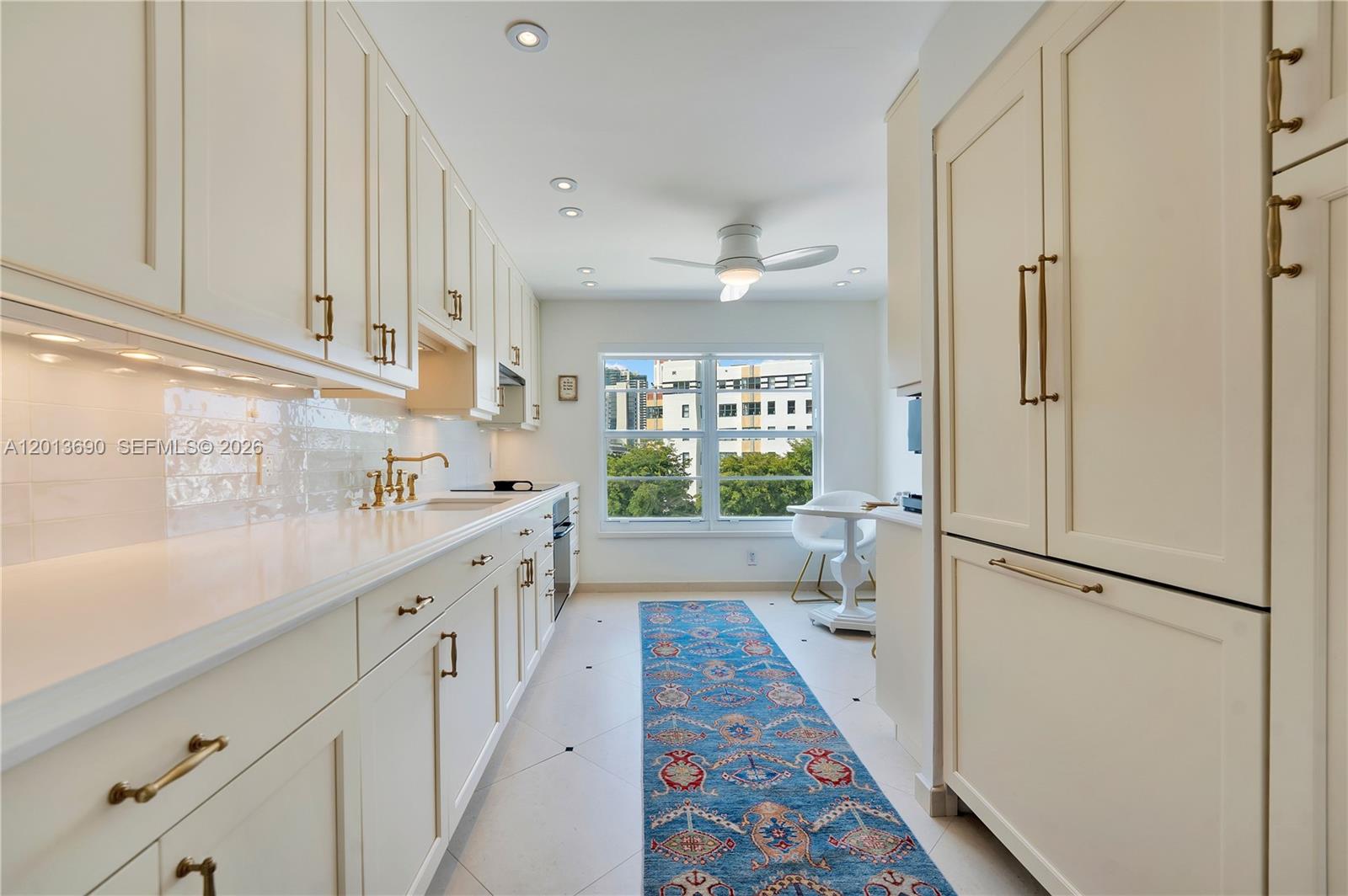 OCEAN LAKEVIEW CONDO - Residential
