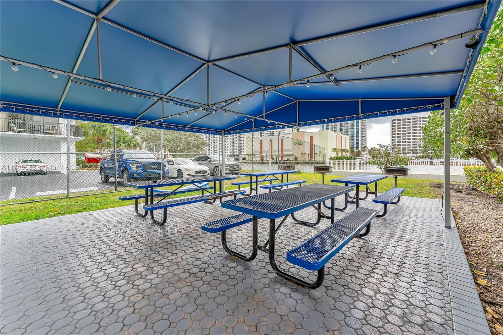 TOWERS OF OCEANVIEW EAST - Residential