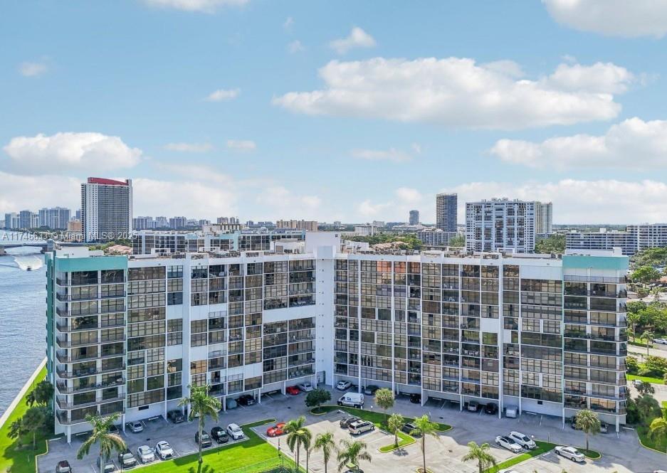 TOWERS OF OCEANVIEW EAST - Residential