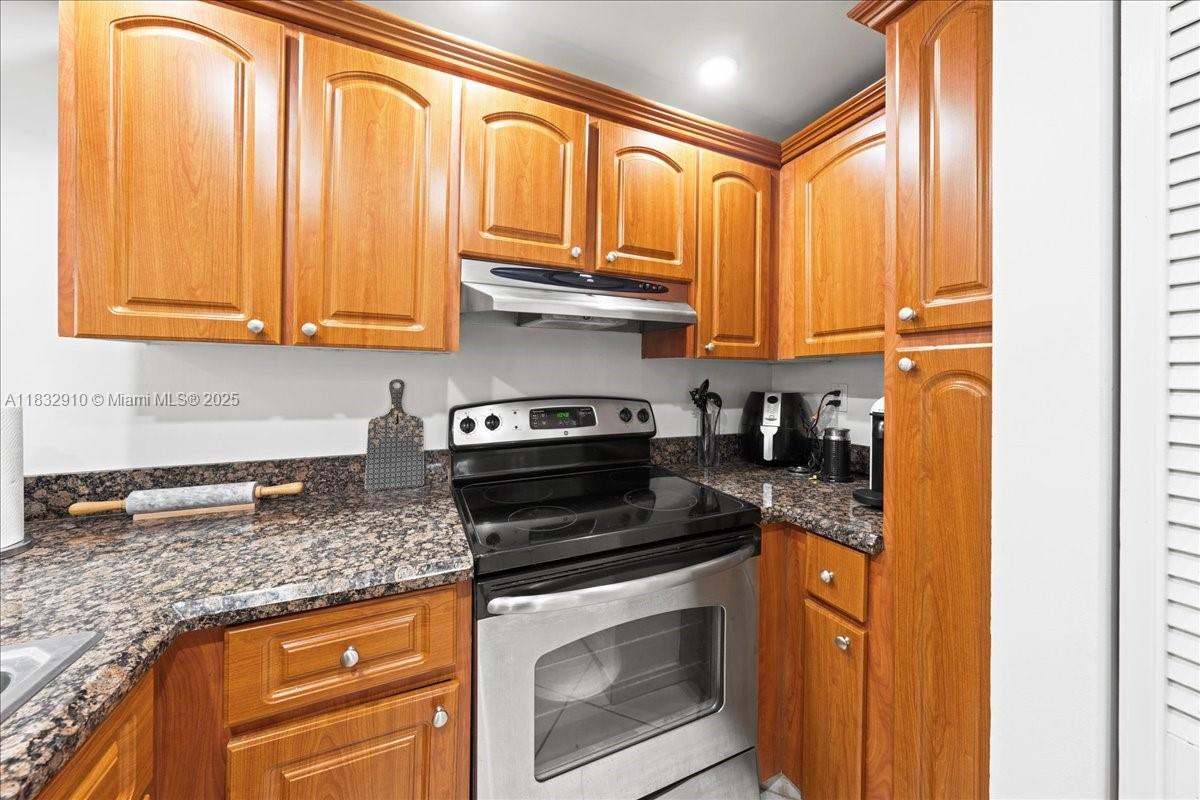 BRICKELL KEY II CONDO - Residential