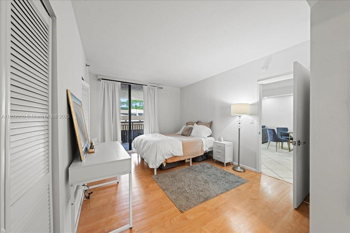 BRICKELL KEY II CONDO - Residential