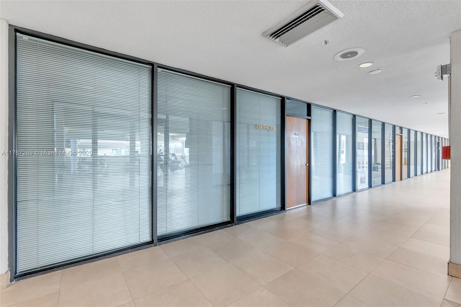 Spacious and modern office space in a prime location! This bright and open layout offers ample room for productivity and collaboration. Convenient valet parking is included for easy access. Ideal for professionals seeking a well-appointed workspace in a desirable area.