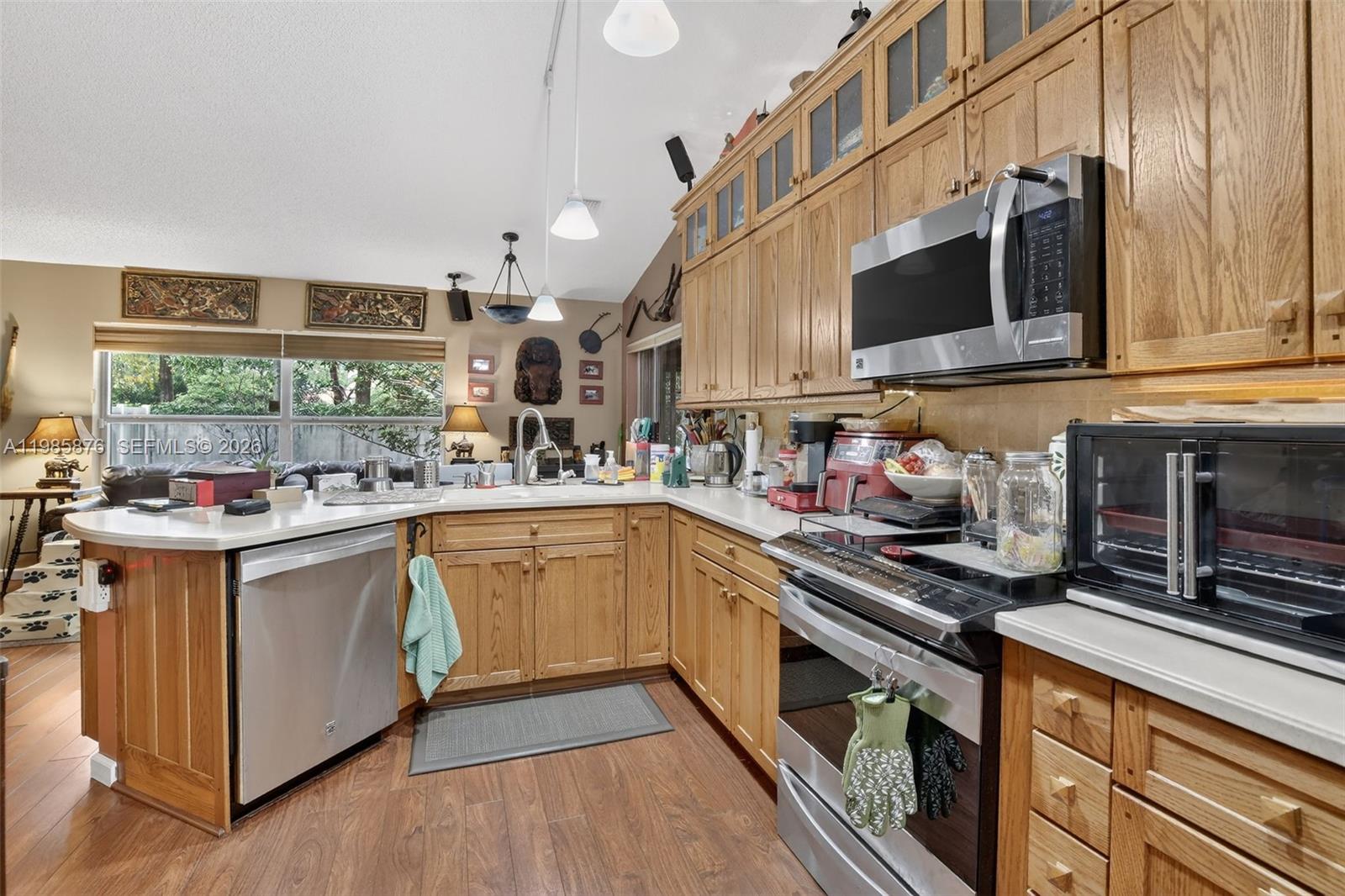 FLAMINGO ESTATES - Residential