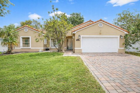 Photo of 13641 SW 17th Ct, Miramar, FL 33027 (MLS # A11985876)