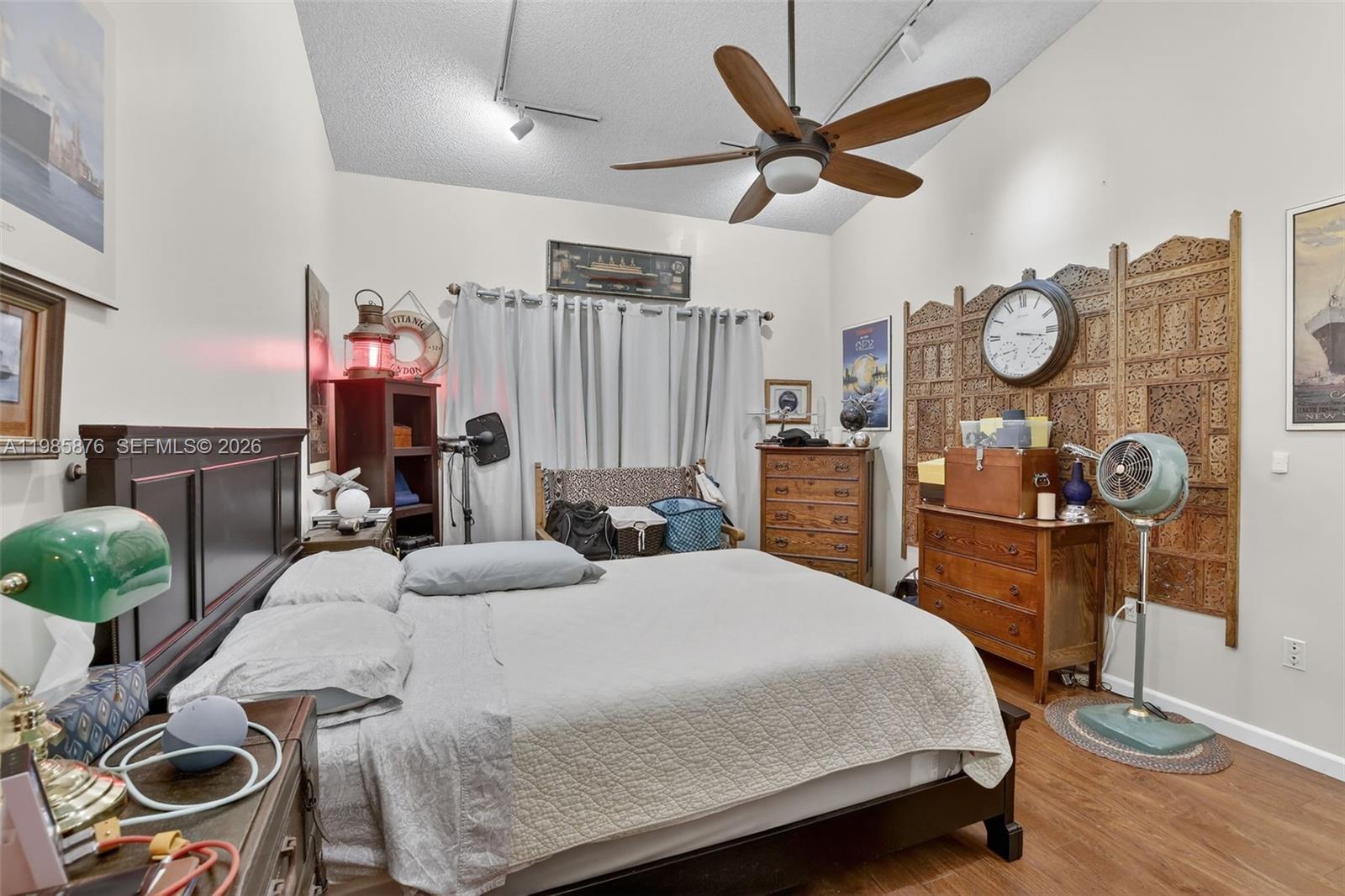 FLAMINGO ESTATES - Residential