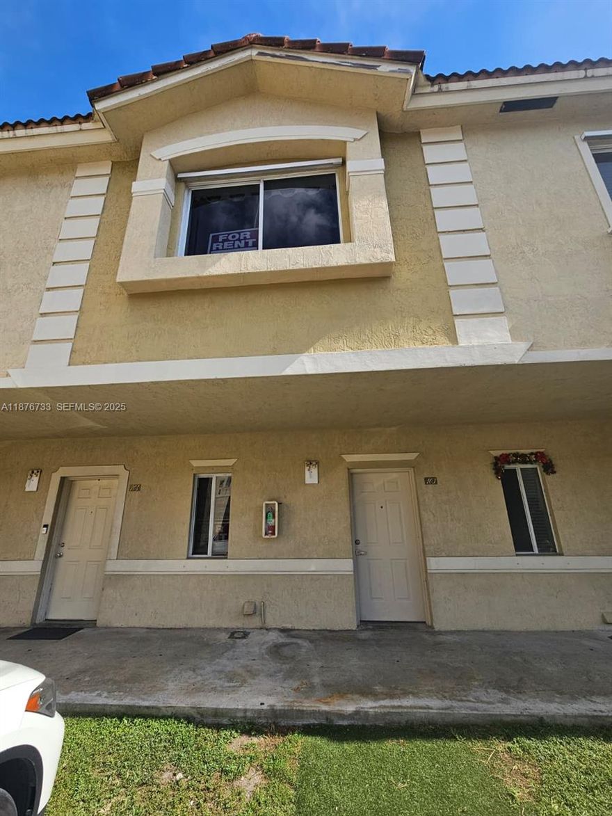 Come to your new home. Cozy and conveniently located to all major highways 836, Palmetto, Turnpike, malls and schools. Fontainebleau area Townhome.  2 bedrooms each with their own bathroom, located on second floor. 1st floor has half bathroom. Kitchen has counter top eating area combined with living room. Enjoy your patio out back for dome fresh air.  NO PETS ALLOWED
AVAilALBLE DECEMBER 1, 2026
TEXT AGENT FOR MORE INFO