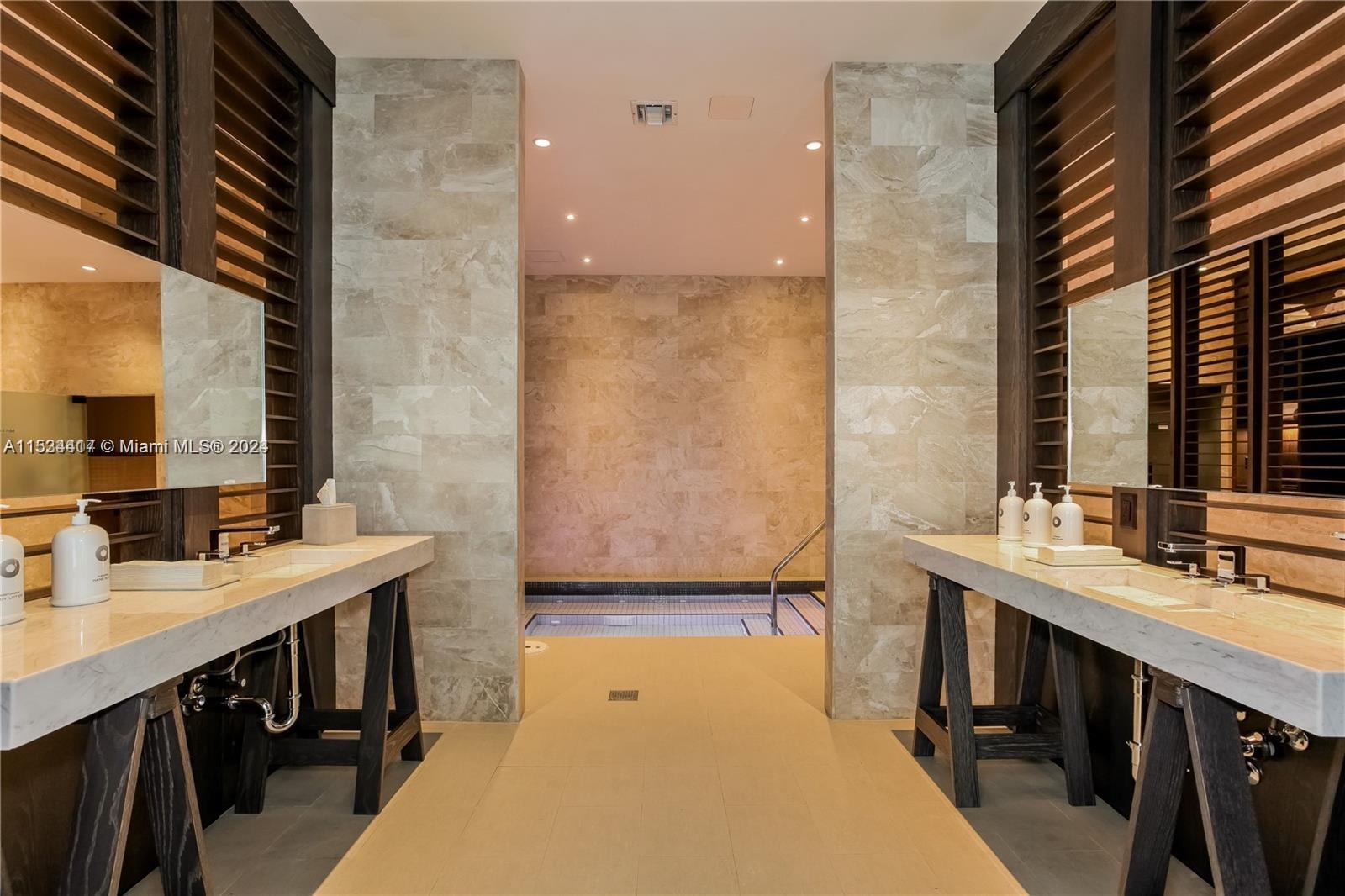 OCEANA KEY BISCAYNE CONDO - Residential