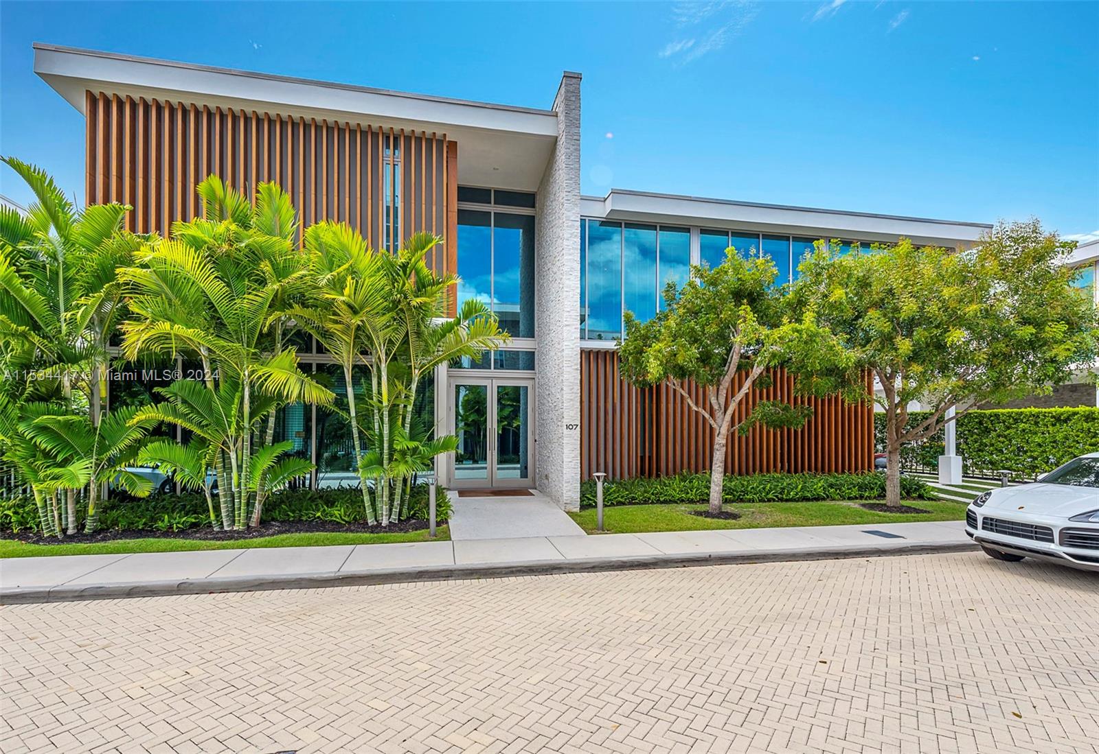 OCEANA KEY BISCAYNE CONDO - Residential