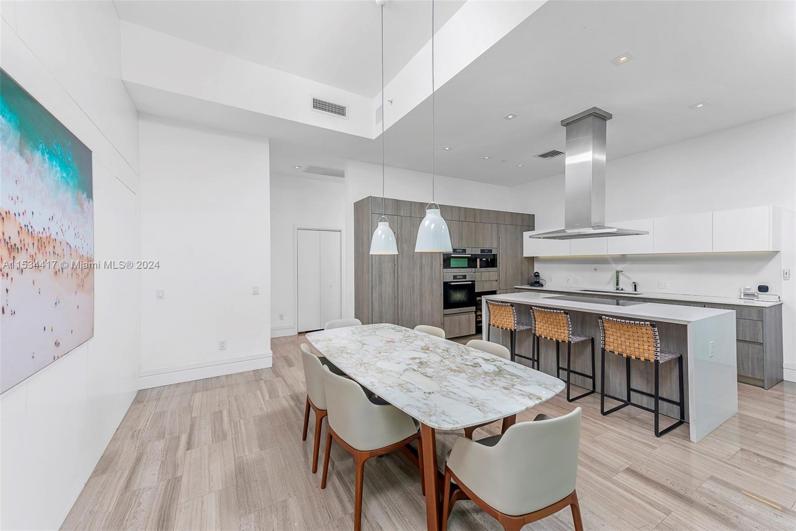 OCEANA KEY BISCAYNE CONDO - Residential