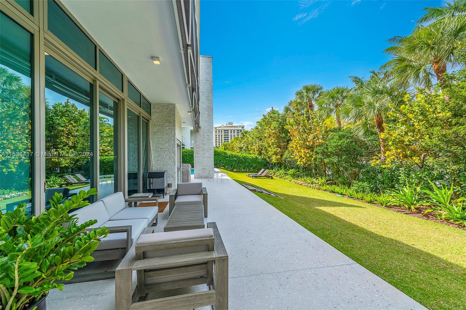 OCEANA KEY BISCAYNE CONDO - Residential