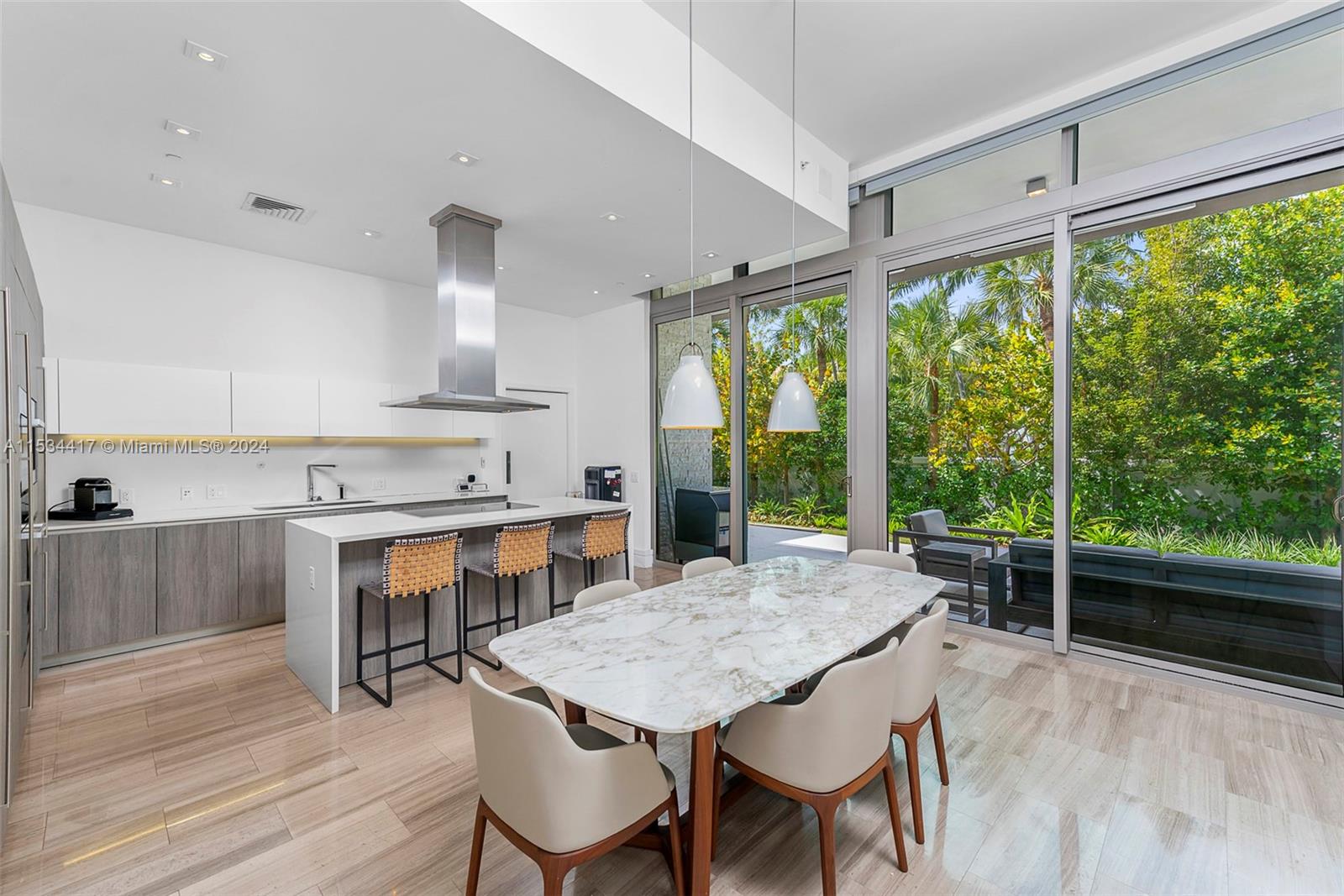 OCEANA KEY BISCAYNE CONDO - Residential