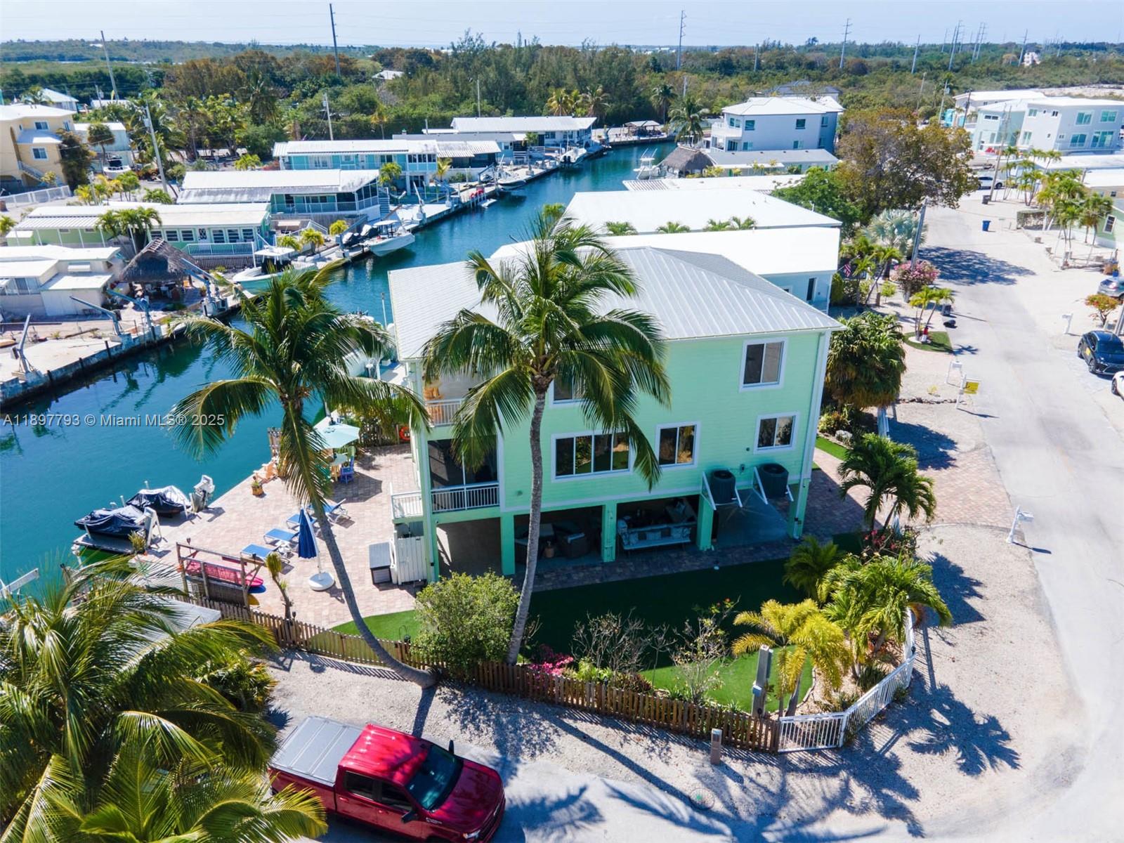 HAMMER POINT PARK - Residential