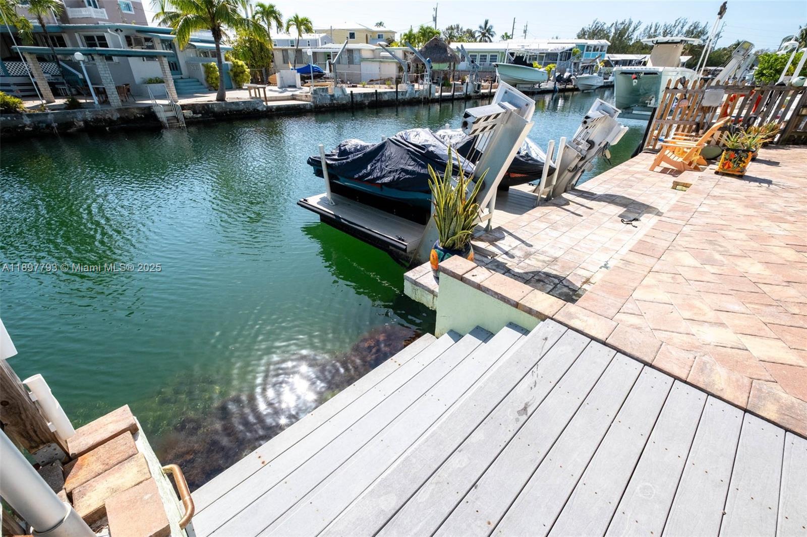 HAMMER POINT PARK - Residential