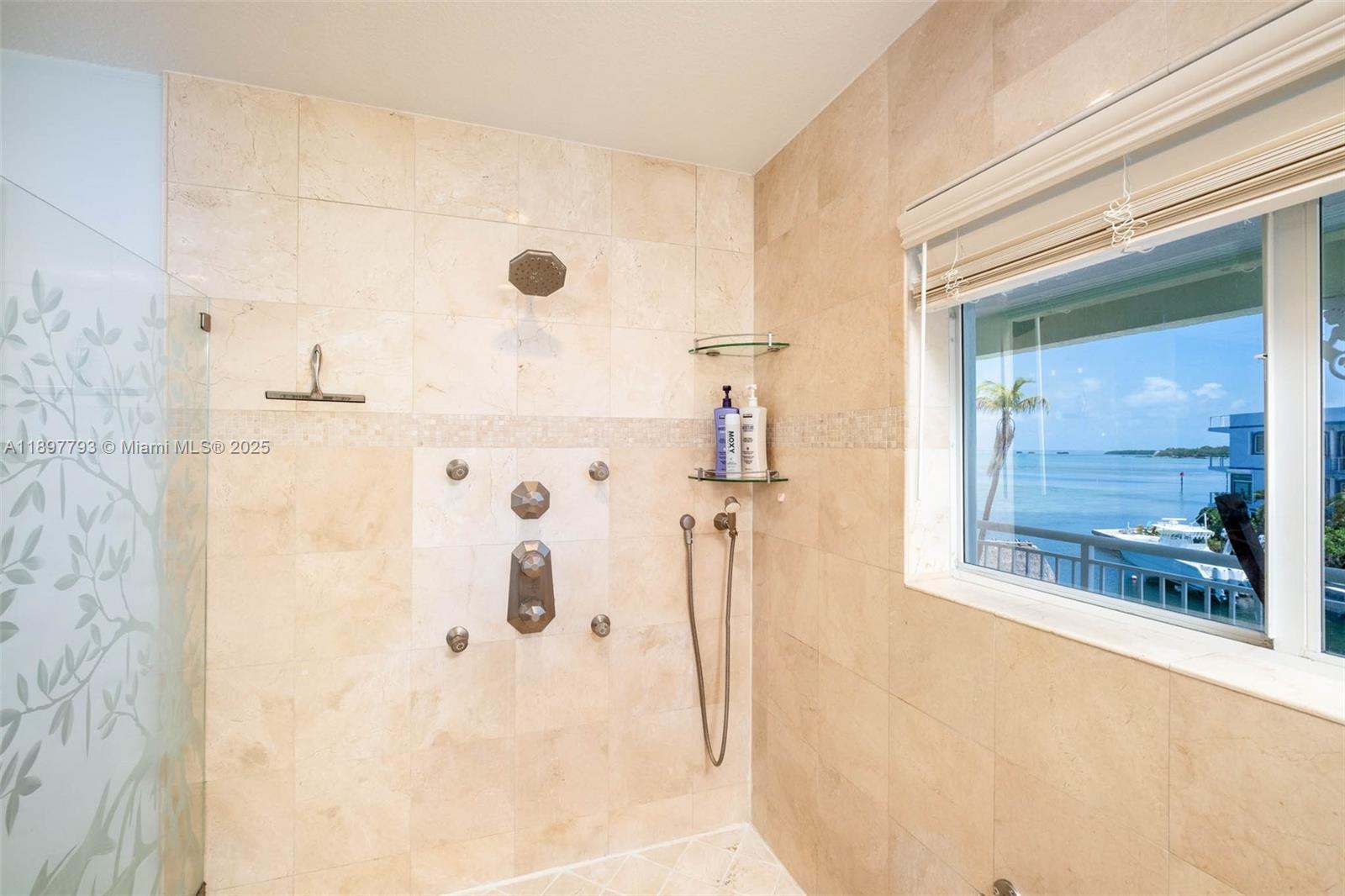 HAMMER POINT PARK - Residential