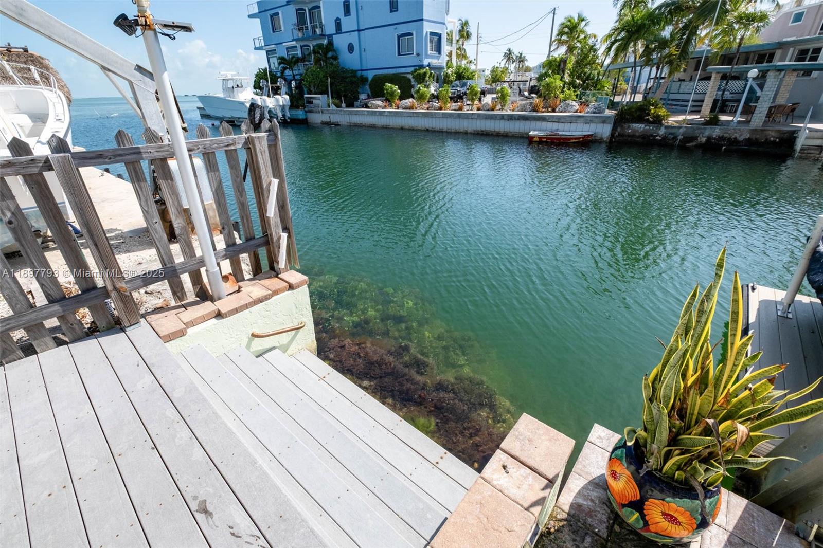 HAMMER POINT PARK - Residential