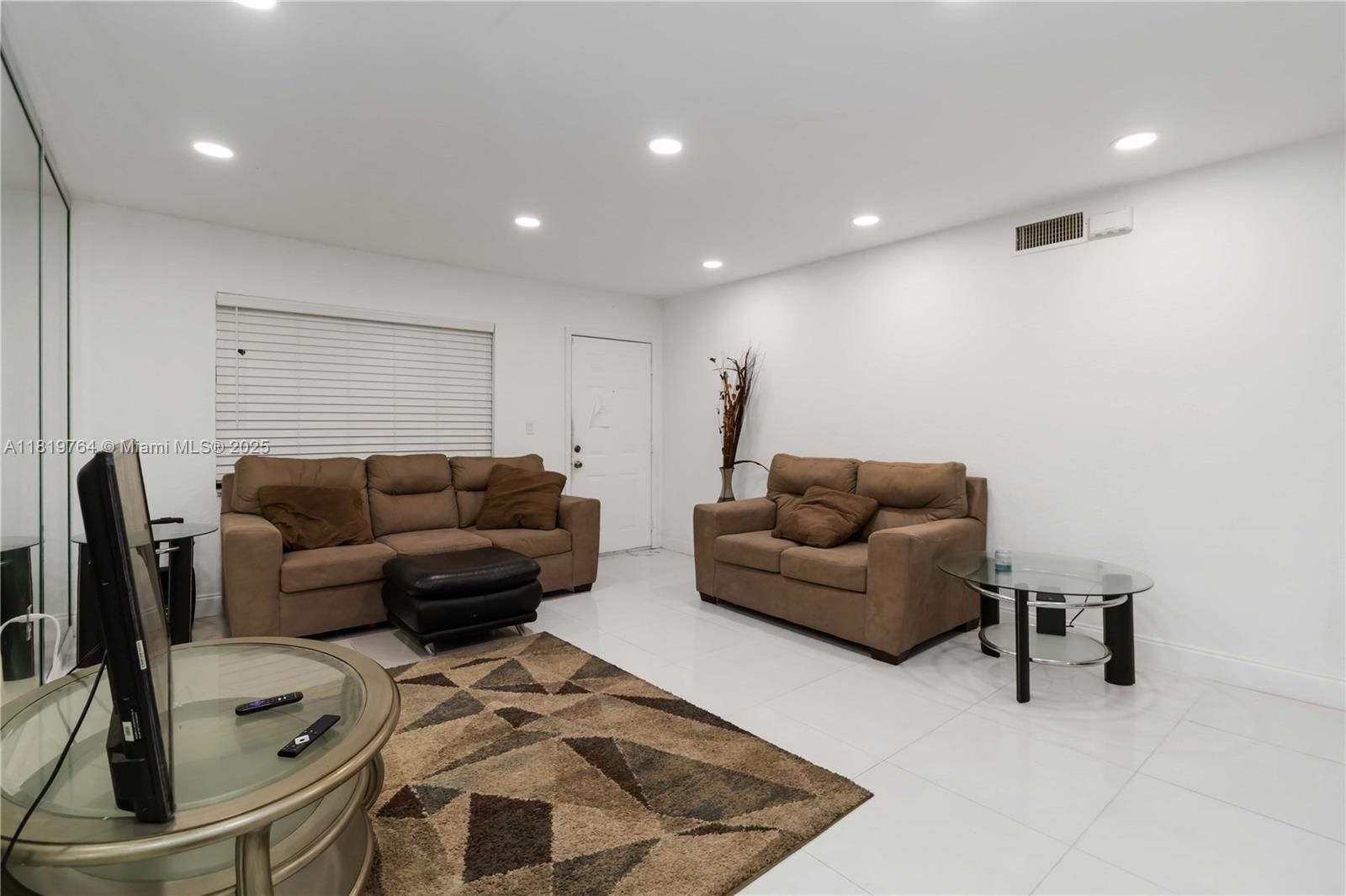 CUTLER CREEK VILLAGE COND - Residential