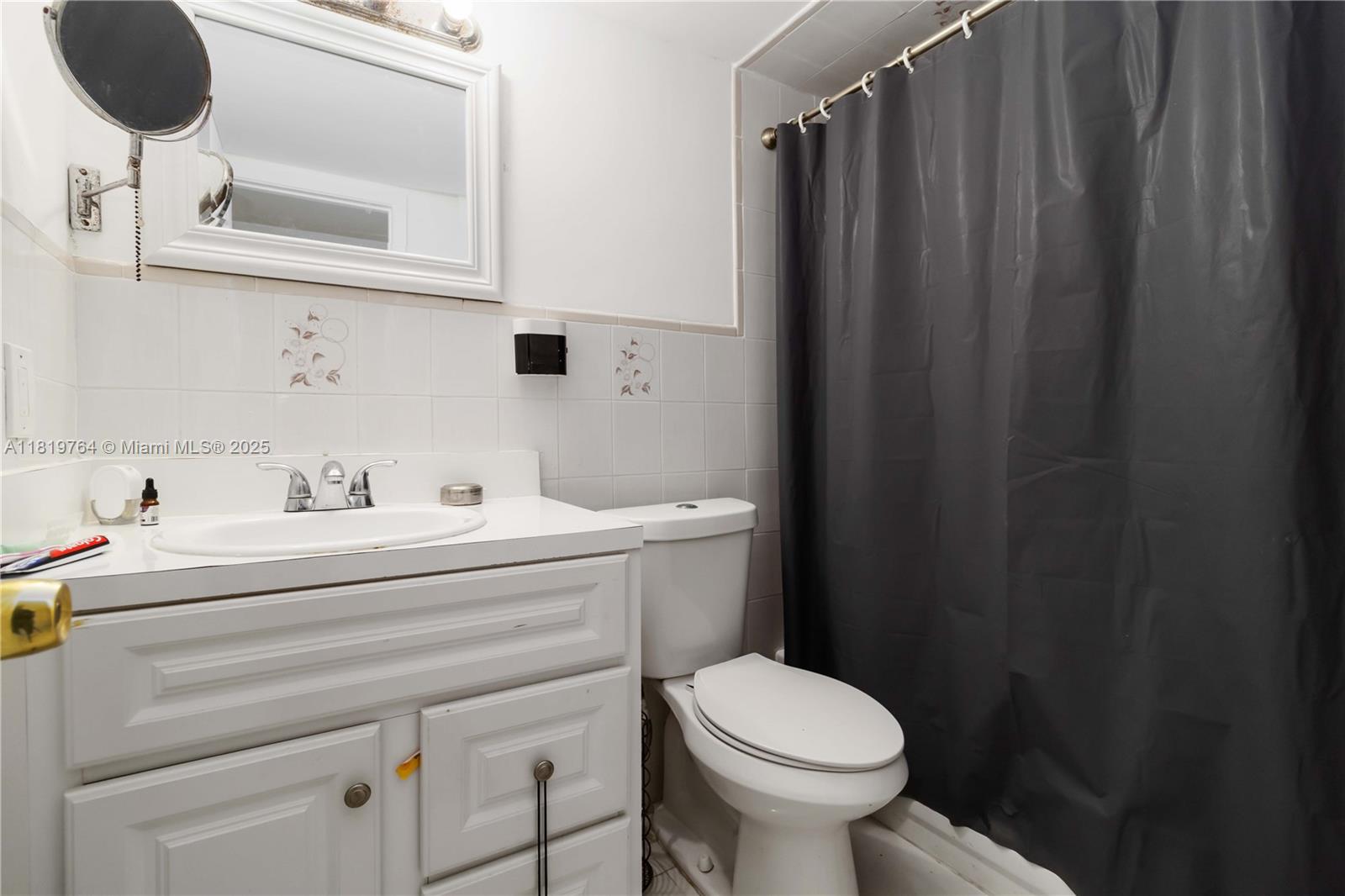 CUTLER CREEK VILLAGE COND - Residential