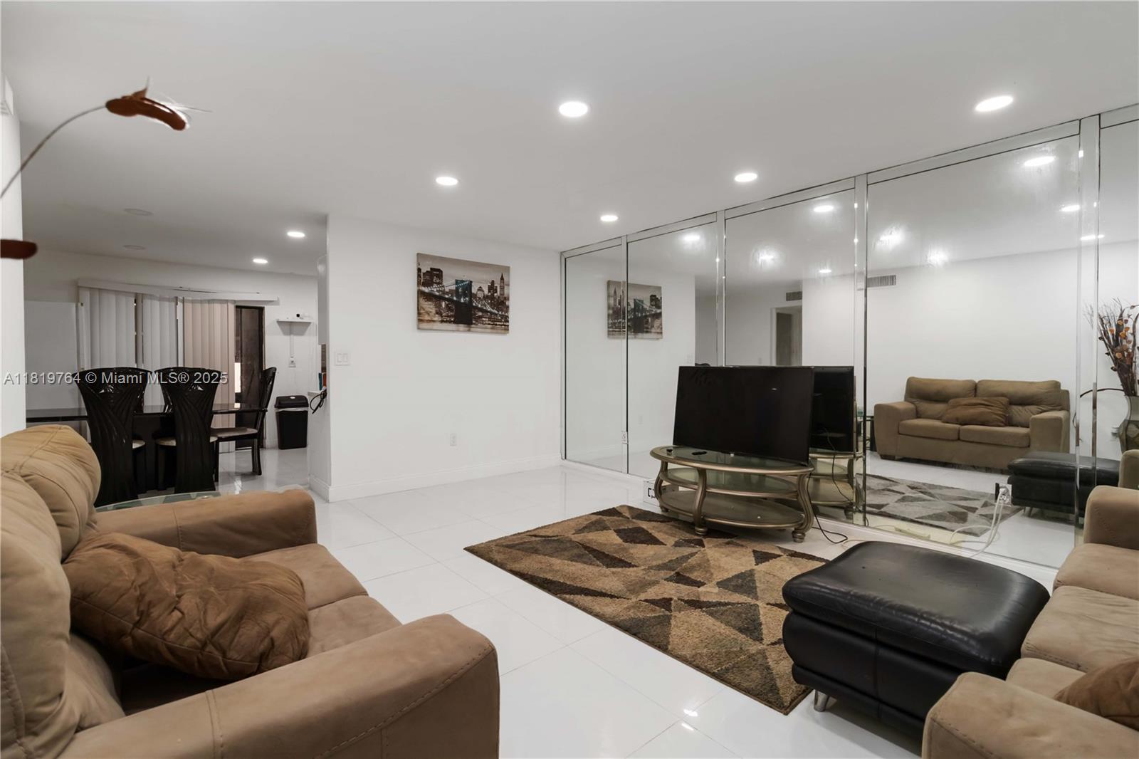CUTLER CREEK VILLAGE COND - Residential