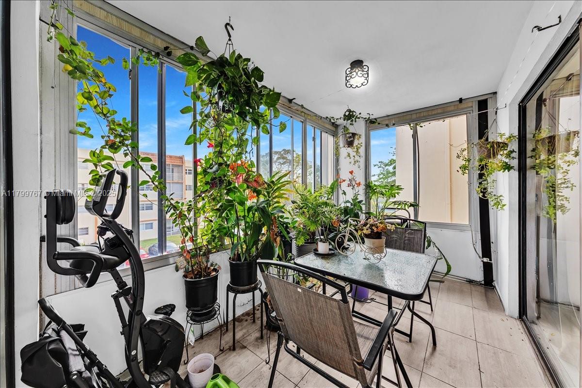 CYPRESS TREE CONDO BLDG 5 - Residential