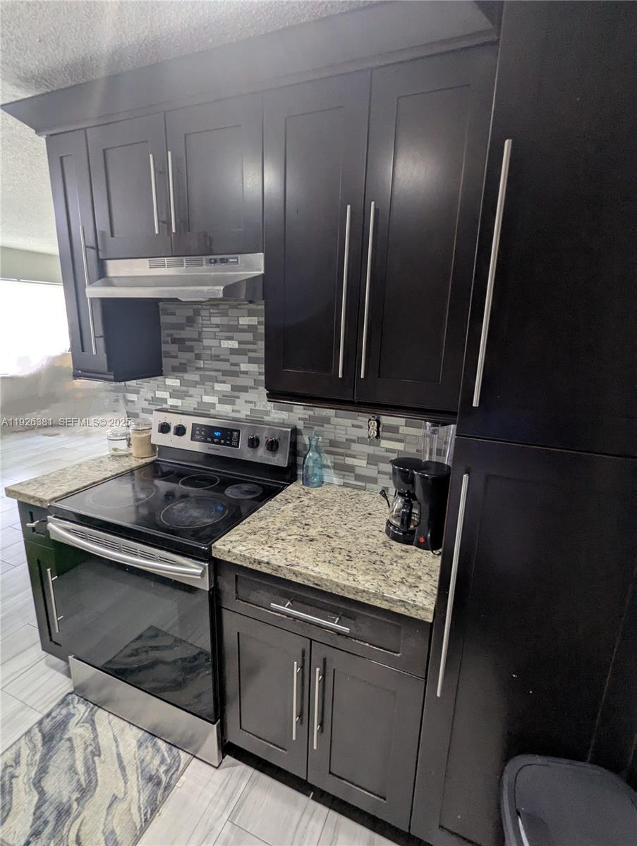 LAUDERDALE NORTH PARK SEC - Residential Lease