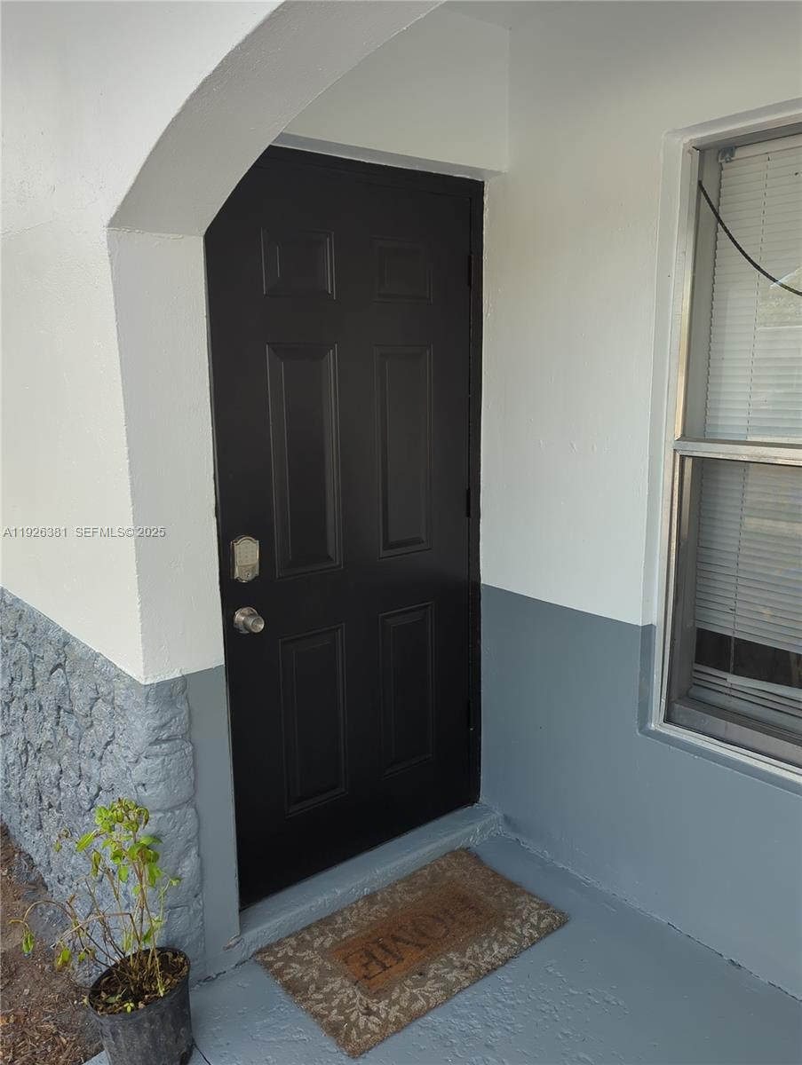 LAUDERDALE NORTH PARK SEC - Residential Lease