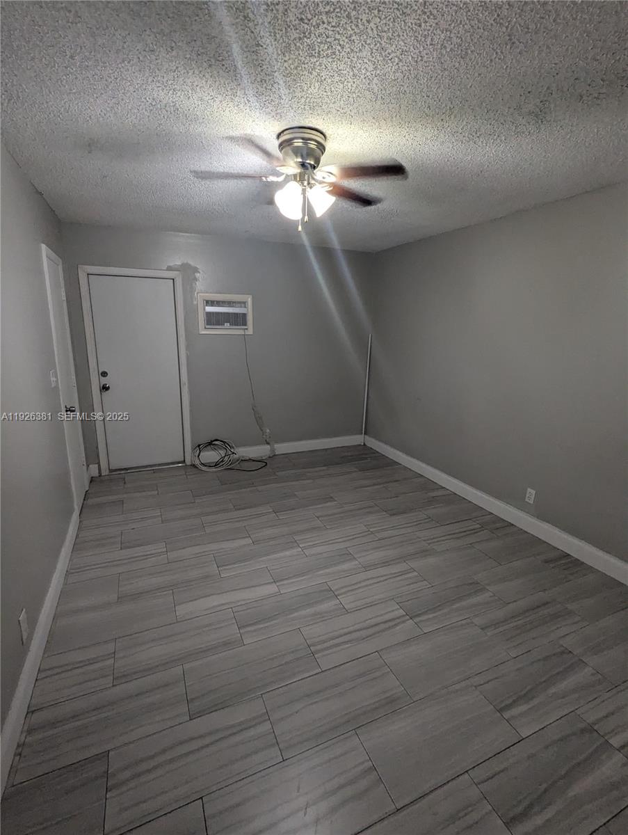 LAUDERDALE NORTH PARK SEC - Residential Lease