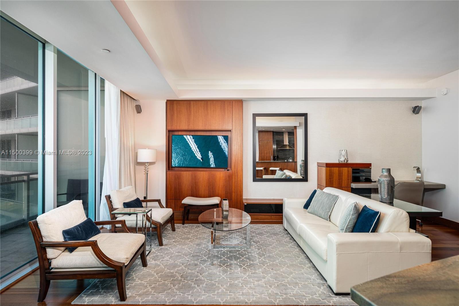 10295 Collins Ave 1217