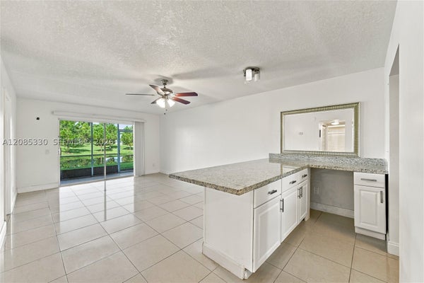 2431 SW 82ND AVE APT 103, DAVIE, FL 33324 - Image 0b8f015212a1144e0dfd1d6dc240a3bc/3038675478